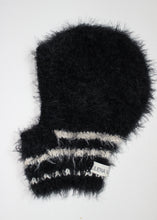 Lade das Bild in den Galerie-Viewer, BALACLAVA // FLUFFY BLACK - WHITE