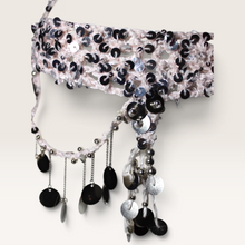 Lade das Bild in den Galerie-Viewer, CROCHET HEADPIECE /Mask metal beads (Kopie)