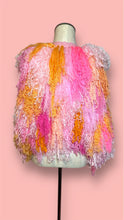 Lade das Bild in den Galerie-Viewer, FRINGE VEST short // Rosa / peach