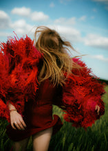 Lade das Bild in den Galerie-Viewer, FRINGE JACKET // RED