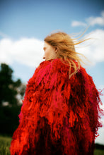 Lade das Bild in den Galerie-Viewer, FRINGE JACKET // RED