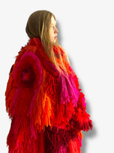 Lade das Bild in den Galerie-Viewer, EMBROIDERED JACKET // red