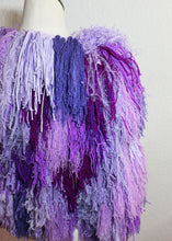 Lade das Bild in den Galerie-Viewer, FRINGE VEST // purple