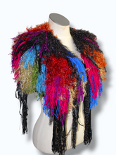 Lade das Bild in den Galerie-Viewer, FRINGE COLLAR // Glitter Rainbow