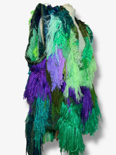 Lade das Bild in den Galerie-Viewer, HAND EMBROIDERED VEST // green-purple