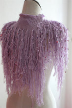 Lade das Bild in den Galerie-Viewer, KNITTED SHOULDERPIECE // LILAC