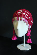 Lade das Bild in den Galerie-Viewer, CROCHET HEADPIECE // Pink