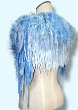 Lade das Bild in den Galerie-Viewer, FRINGE COLLAR // sky blue