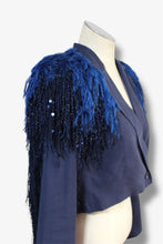 Lade das Bild in den Galerie-Viewer, CROPPED FRINGE BLAZER // NIGHT BLUE