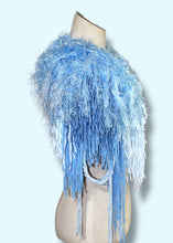 Lade das Bild in den Galerie-Viewer, FRINGE COLLAR // sky blue