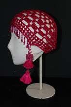 Lade das Bild in den Galerie-Viewer, CROCHET HEADPIECE // Pink