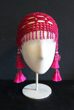 Lade das Bild in den Galerie-Viewer, CROCHET HEADPIECE // Pink