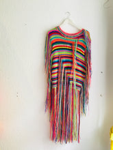 Lade das Bild in den Galerie-Viewer, KNITTED FRINGE TOP - multicolor