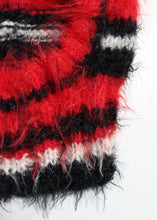 Lade das Bild in den Galerie-Viewer, BALACLAVA // FLUFFY BLACK - RED