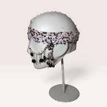 Lade das Bild in den Galerie-Viewer, CROCHET HEADPIECE /Mask metal beads (Kopie)