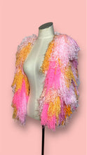 Lade das Bild in den Galerie-Viewer, FRINGE VEST short // Rosa / peach