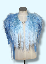 Lade das Bild in den Galerie-Viewer, FRINGE COLLAR // sky blue