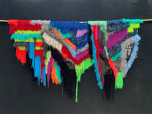 Lade das Bild in den Galerie-Viewer, TAPESTRY "BLING BLING"