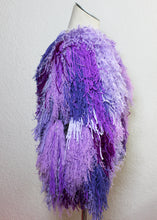 Lade das Bild in den Galerie-Viewer, FRINGE VEST // purple