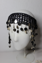 Lade das Bild in den Galerie-Viewer, CROCHET HEADPIECE - black/silver metal beads