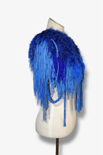 Lade das Bild in den Galerie-Viewer, FRINGE COLLAR // ELECTRIC BLUE