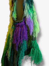 Lade das Bild in den Galerie-Viewer, HAND EMBROIDERED VEST // green-purple