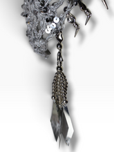 Lade das Bild in den Galerie-Viewer, CROCHET HEADPIECE - HEADBAND - silver