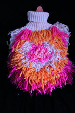 Lade das Bild in den Galerie-Viewer, FLUFF // pink & orange