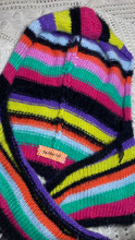 Lade das Bild in den Galerie-Viewer, HOODDED SCARF // multicolor stripes