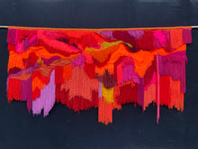 Lade das Bild in den Galerie-Viewer, Tapestry - landscape red