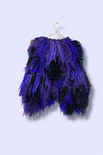 Lade das Bild in den Galerie-Viewer, FRINGE VEST // electric blue , lilac