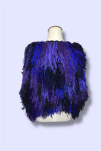 Lade das Bild in den Galerie-Viewer, FRINGE VEST // electric blue , lilac