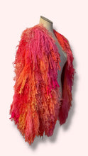 Lade das Bild in den Galerie-Viewer, FRINGE JACKET // Pink