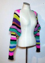 Lade das Bild in den Galerie-Viewer, KNITTED BOLERO // Rainbow stripes