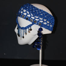 Lade das Bild in den Galerie-Viewer, BLUE CROCHET MASK