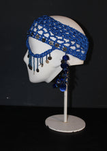 Lade das Bild in den Galerie-Viewer, BLUE CROCHET MASK