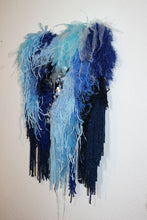 Lade das Bild in den Galerie-Viewer, TAPESTRY - ELECTRIC BLUE