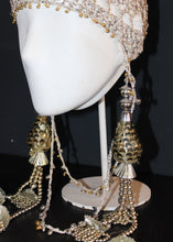 Lade das Bild in den Galerie-Viewer, GOLDEN CROCHET HEADPIECE