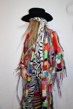 Lade das Bild in den Galerie-Viewer, INTASIA COAT - Rainbow squares