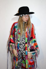 Lade das Bild in den Galerie-Viewer, INTASIA COAT - Rainbow squares