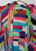 Lade das Bild in den Galerie-Viewer, INTASIA VEST - Rainbow squares