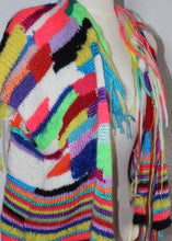 Lade das Bild in den Galerie-Viewer, INTASIA VEST - Rainbow squares