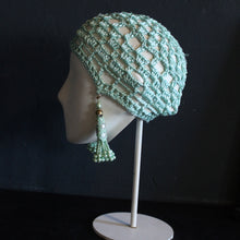 Lade das Bild in den Galerie-Viewer, CROCHET HEADPIECE // mint