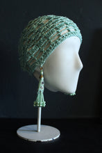 Lade das Bild in den Galerie-Viewer, CROCHET HEADPIECE // mint