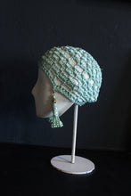 Lade das Bild in den Galerie-Viewer, CROCHET HEADPIECE // mint