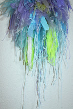 Lade das Bild in den Galerie-Viewer, Tapestry - Purple Rain