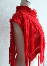 Lade das Bild in den Galerie-Viewer, KNITTED COLLAR / SHOULDERPIECE - red