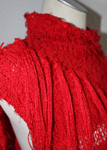 Lade das Bild in den Galerie-Viewer, KNITTED COLLAR / SHOULDERPIECE - red