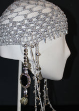 Lade das Bild in den Galerie-Viewer, SILVER CROCHET HEADPIECE