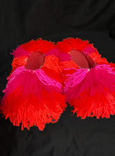 Lade das Bild in den Galerie-Viewer, FRINGE SLIPPERS // RED